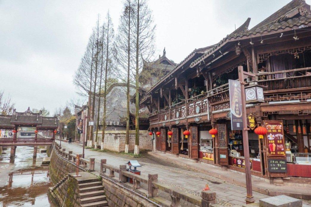 是谁接手了京圈?三里屯三姐妹,算最近最热闹的娱乐圈新晋小团体了。